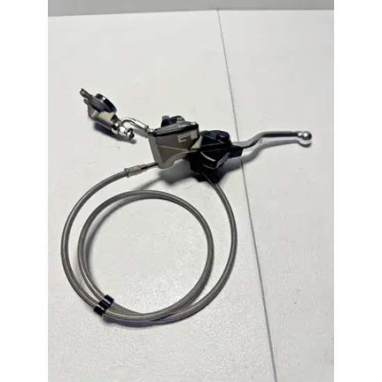 KTM Complete Master Cylinder 47202030044